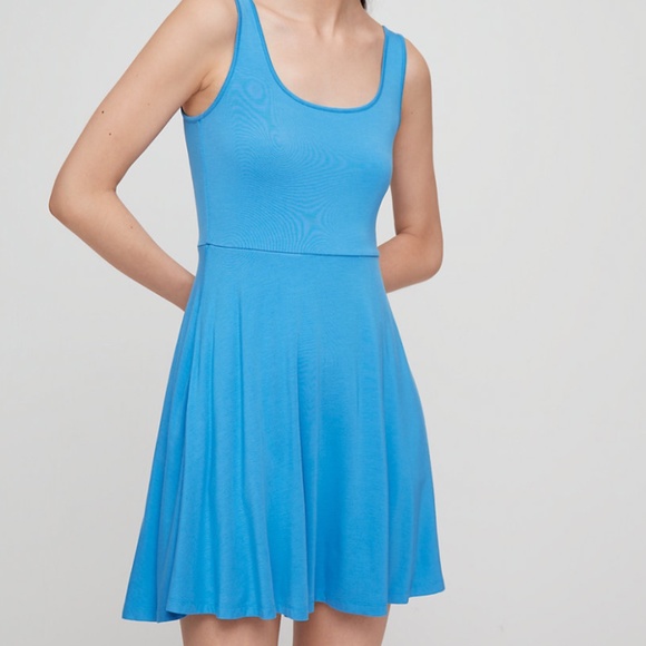 Aritzia Sunday Best Beatrice Dress - Picture 7 of 13